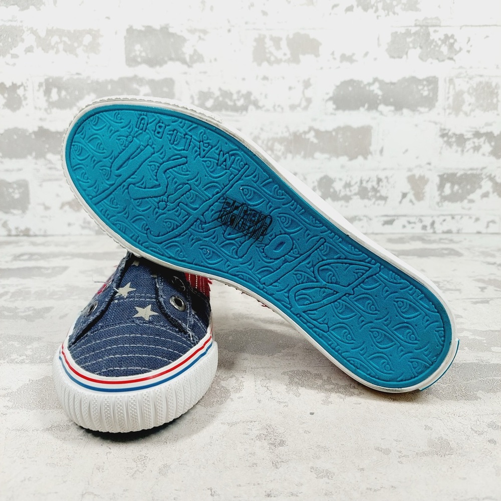 NEW Blowfish Malibu Bettie Stars Stripes Distressed Slip On Low Top Sneakers F85 - Picture 7 of 11